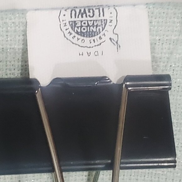 Vintage 1970's Devon ILGWU Pistachio Green Pencil Skirt Size 12 Lustrous Buttons - Picture 10 of 10